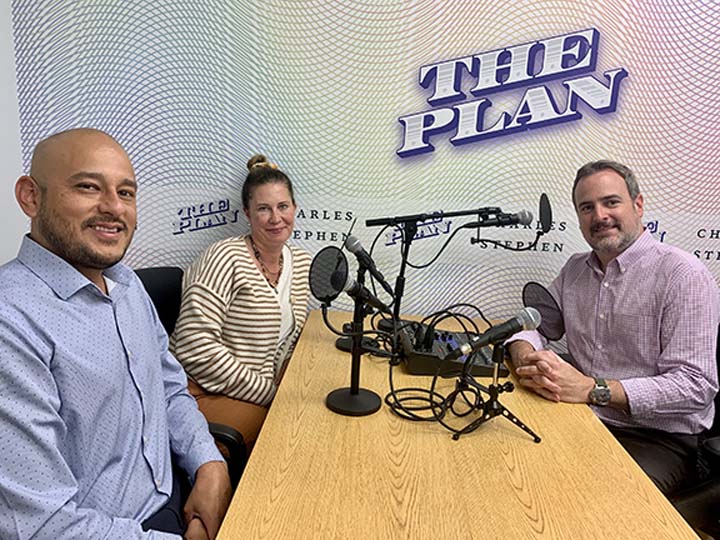 Podcast The Plan and microphones with Kelly Famiglietta, Jonathan Stoner and Jeremy Aguilar